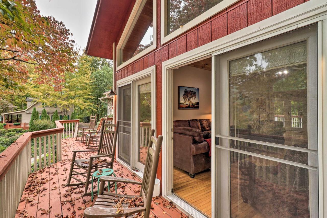 Rustic Red Cabin With Deck In Maggie Valley Club! Extérieur photo